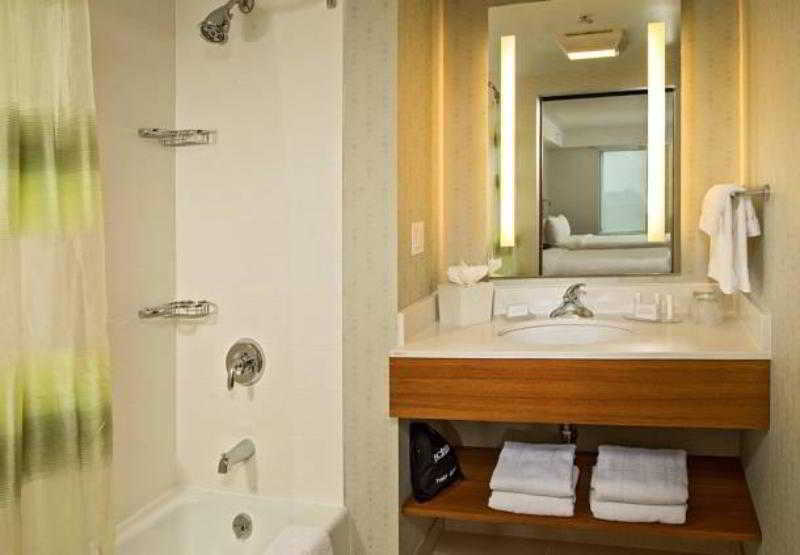 Springhill Suites By Marriott New York Laguardia Airport Nova York Exterior foto